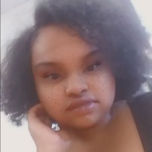 Meet your Posher, Shatina